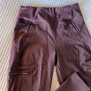 Athleta / Burgundy Cargo High-Waisted Leggins with Zipper Pockets